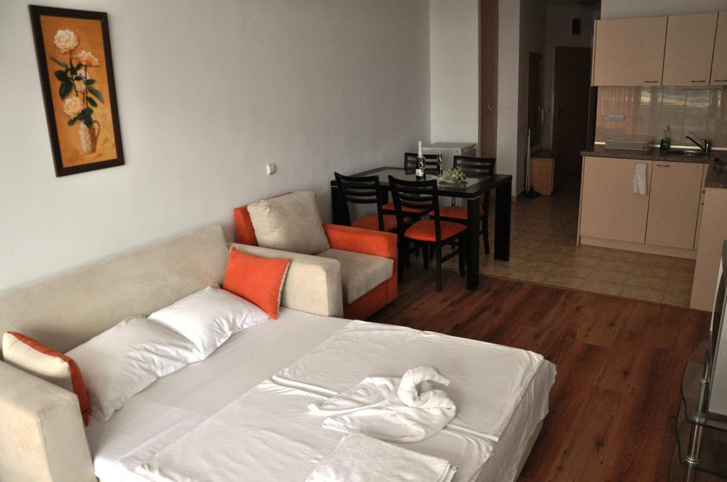 Tomi Family Apartments Солнечный берег Номер фото